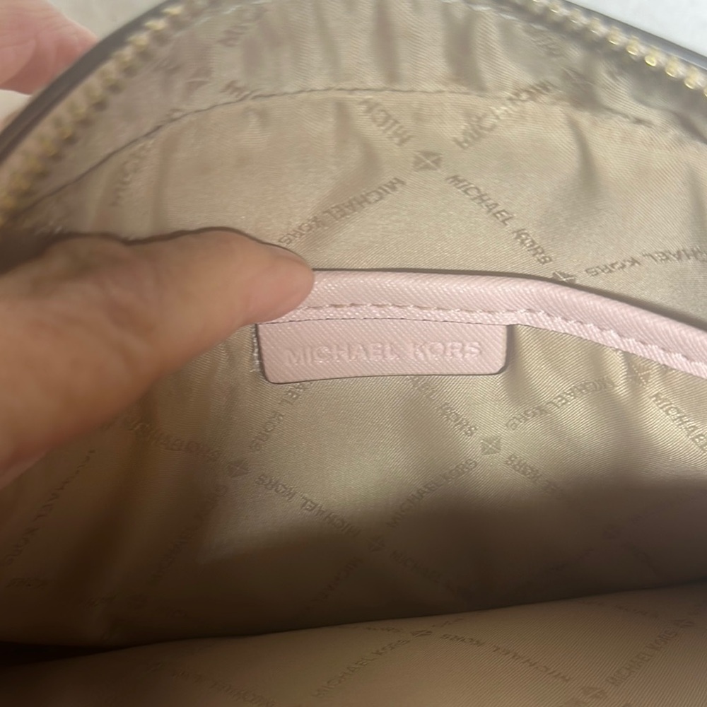 Michael Kors Pink Crossbody Bag with Structured Design - Picture 11 of 16